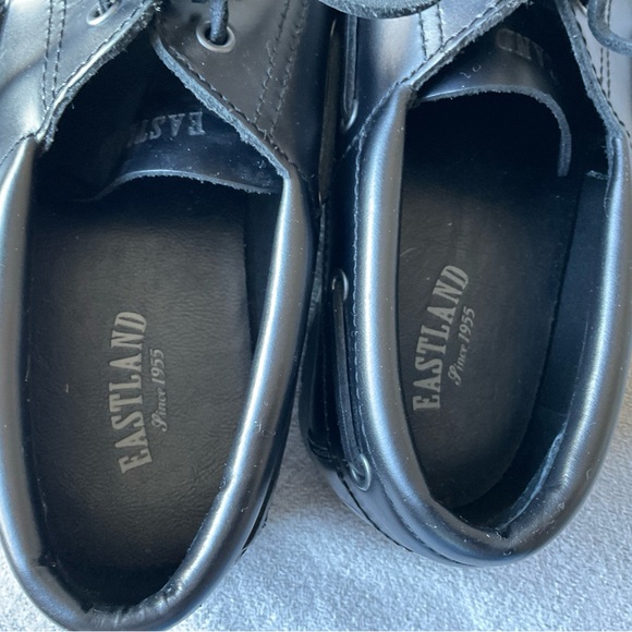 Eastland Men's Classic Black Leather Oxfords - Picture 6 of 8